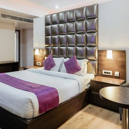 Treebo Tryst The Kalyaniz Guwahati Exterior foto