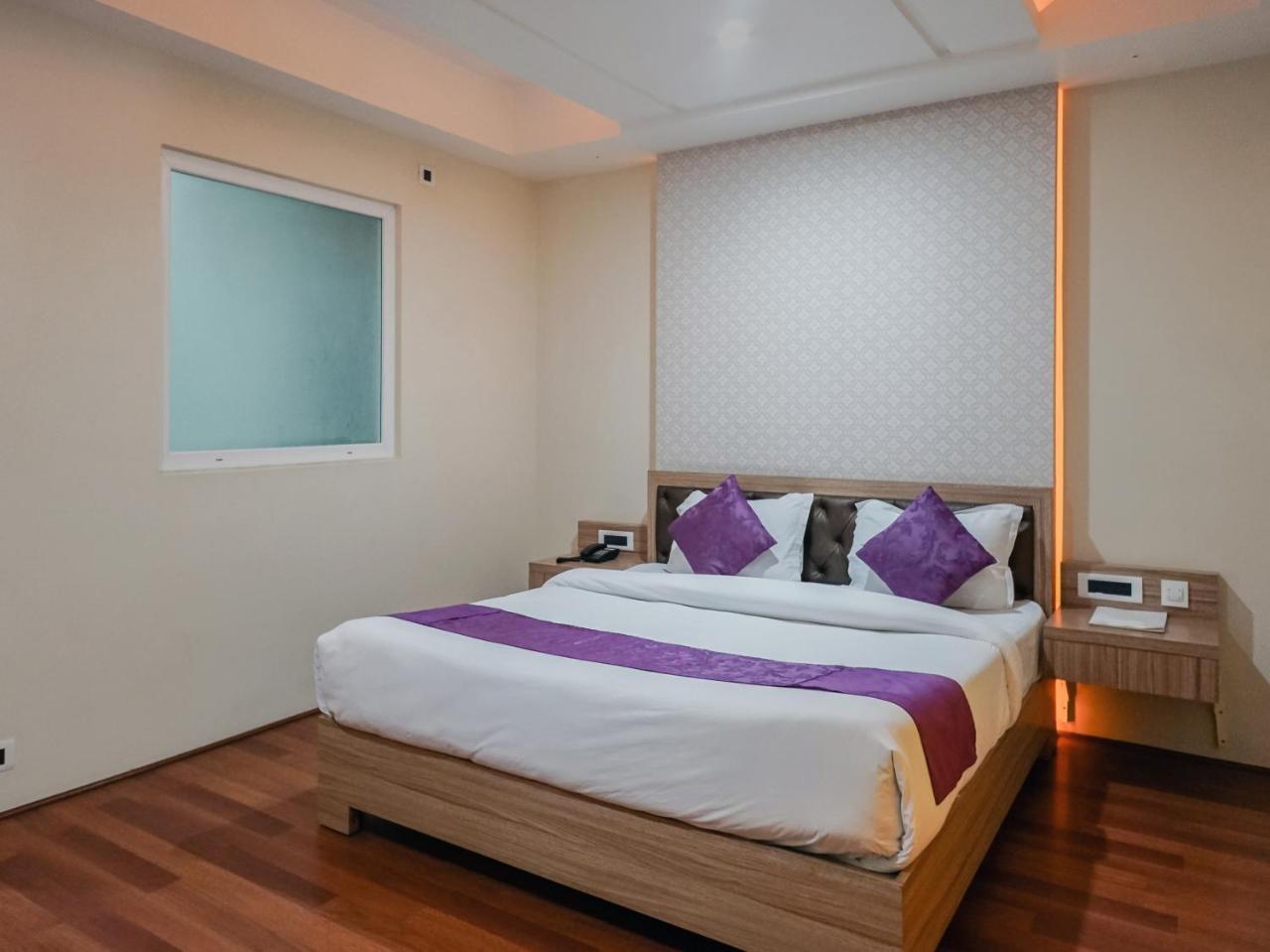 Treebo Tryst The Kalyaniz Guwahati Exterior foto